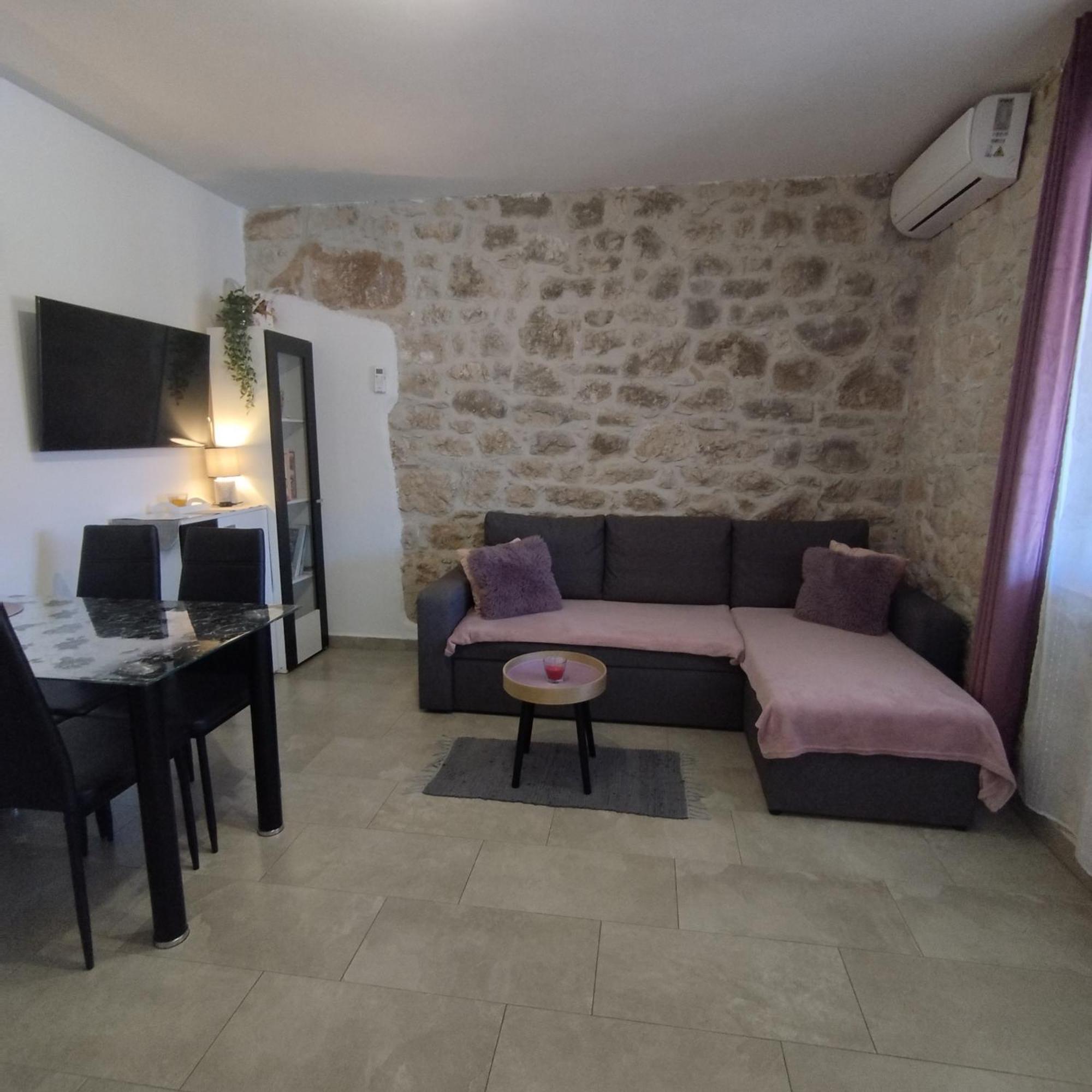Apartmani Memic 100 M Do Plaze, Apartments Memic Only 100M From Beach Porec Luaran gambar